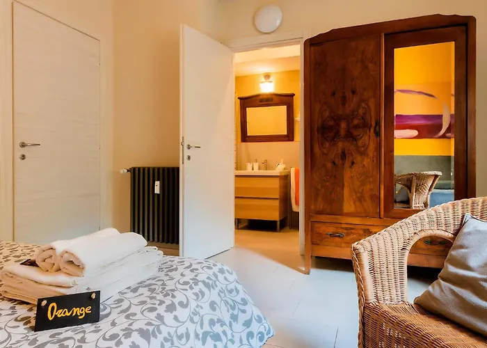Paola Guest House